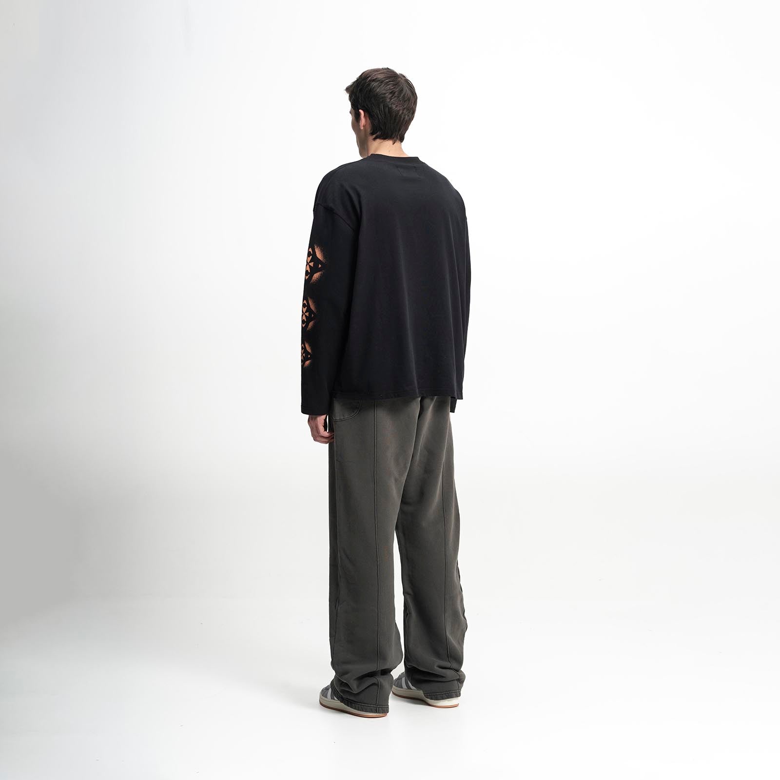 Aether Graphic Longsleeve